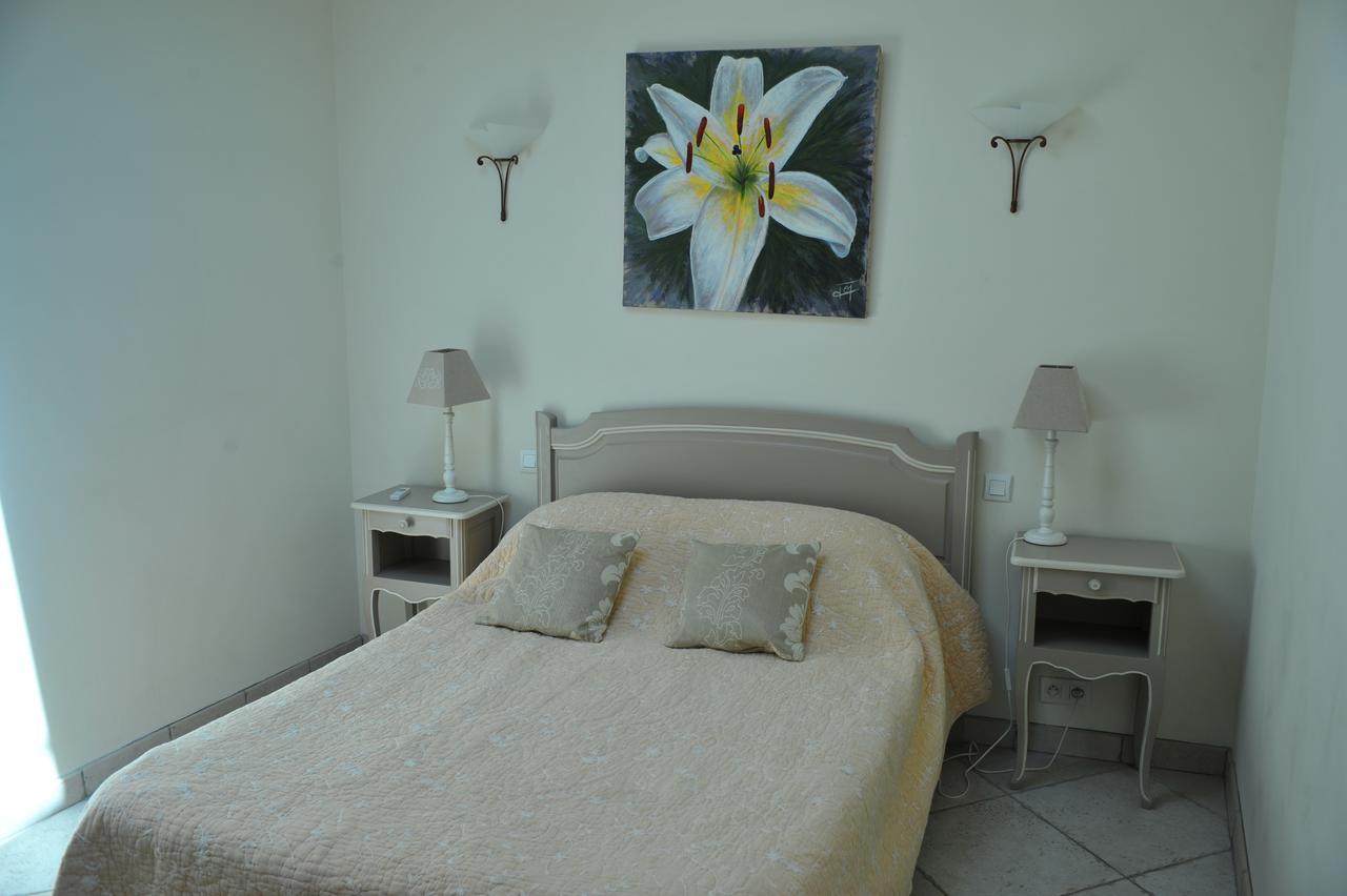 Villa Valflor Chambres D'Hotes Et Appartements Μασσαλία Δωμάτιο φωτογραφία